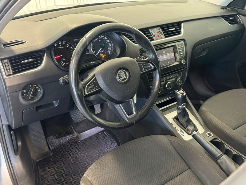 Skoda Octavia bild 7
