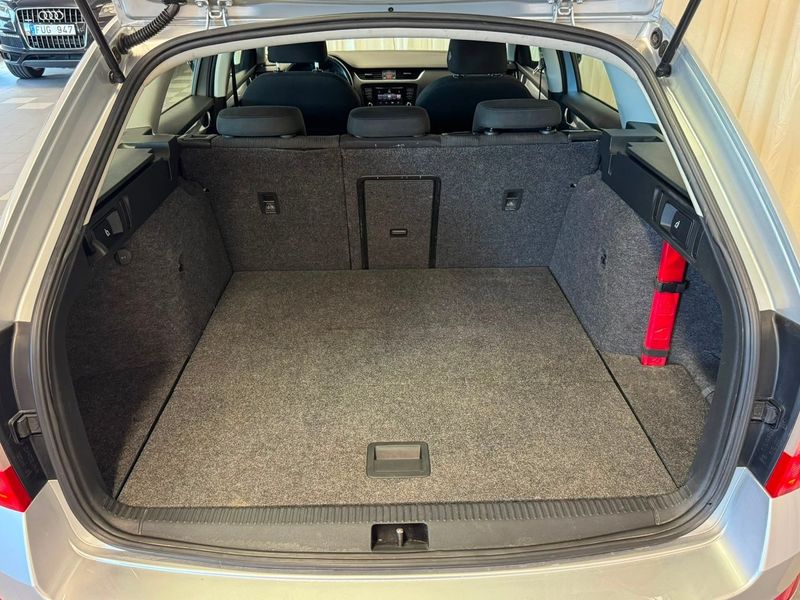 Skoda Octavia bild 24