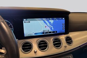 Mercedes E300 bild 11