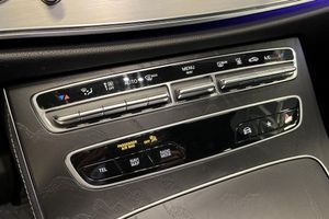 Mercedes E300 bild 13