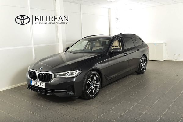 BMW 540 i xDrive Touring Navi Drag Värmare - 2021