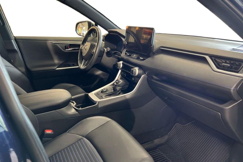 Toyota RAV4 bild 7