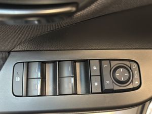 Toyota C-HR bild 16