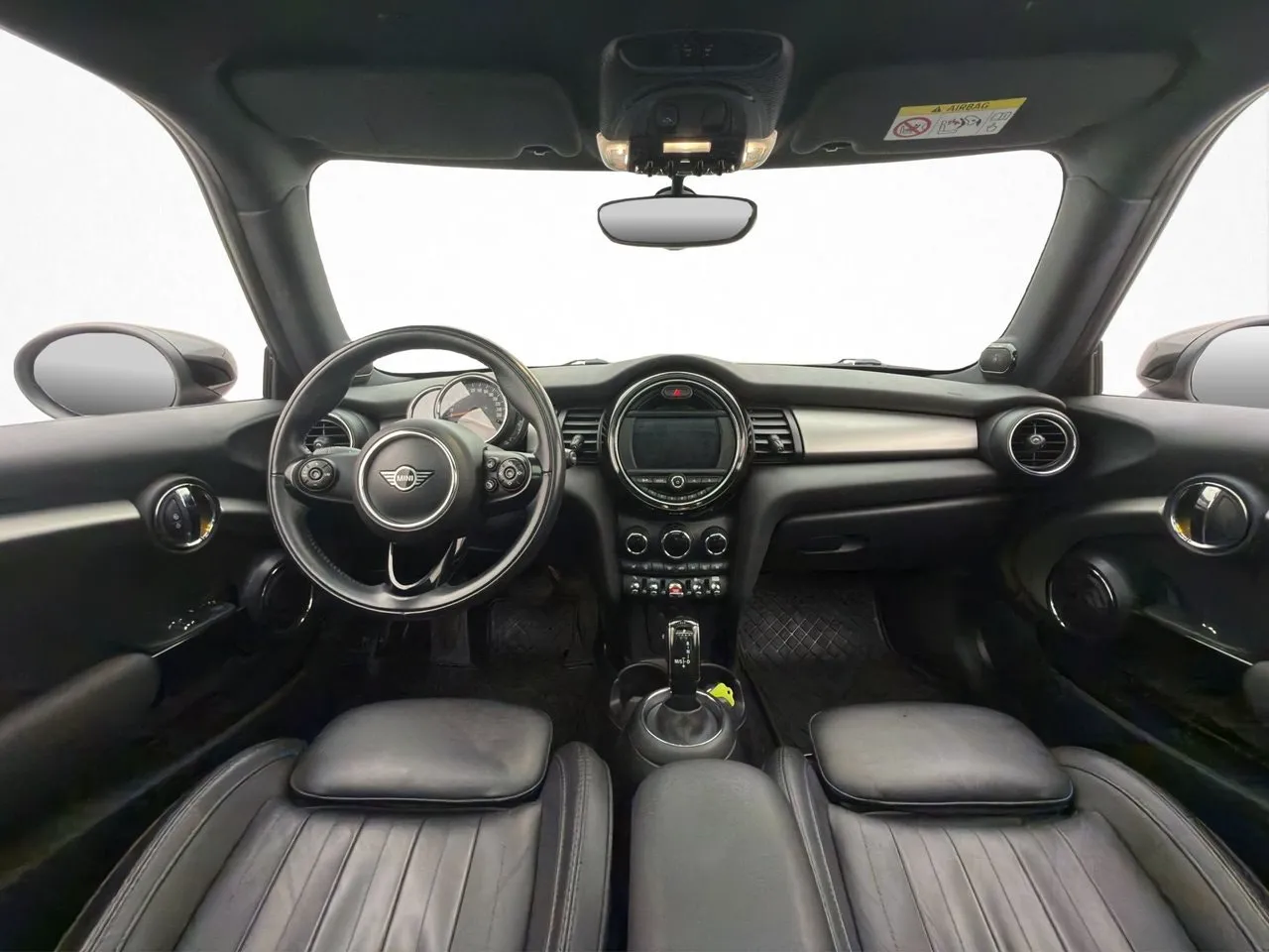 Vehicle image 22