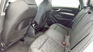Audi A6 bild 12