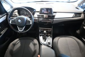 BMW 218 bild 9