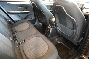 BMW 218 bild 13