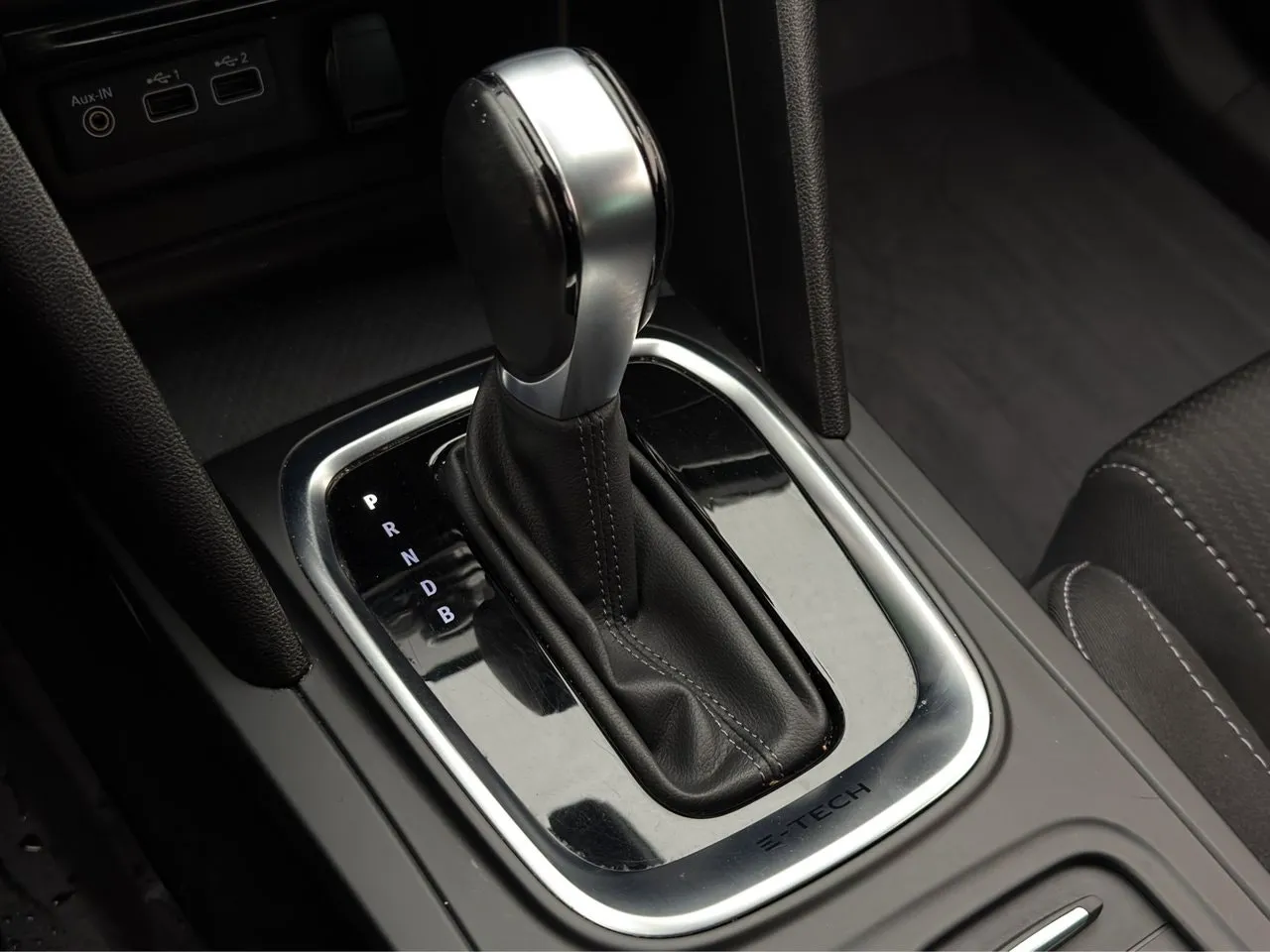 Vehicle image 20