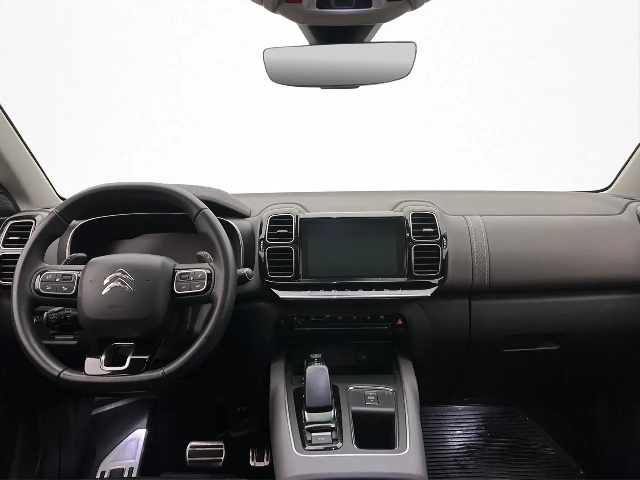 Vehicle image 14