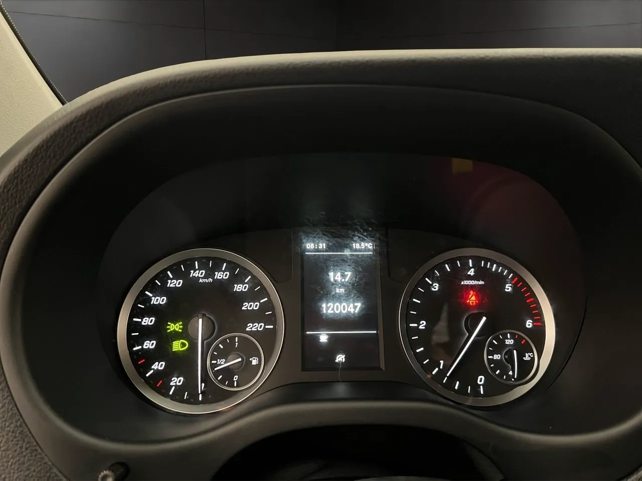 Vehicle image 20