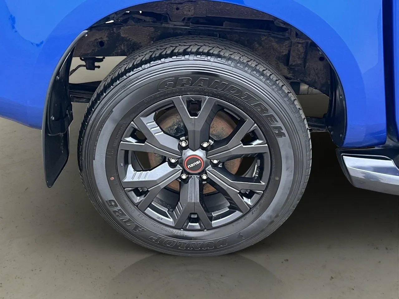 Vehicle image 31