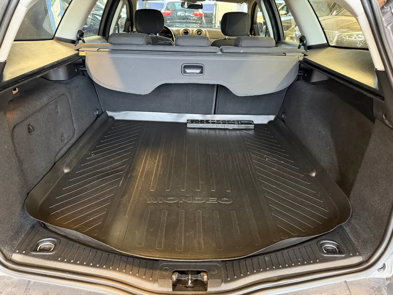 Vehicle image 18