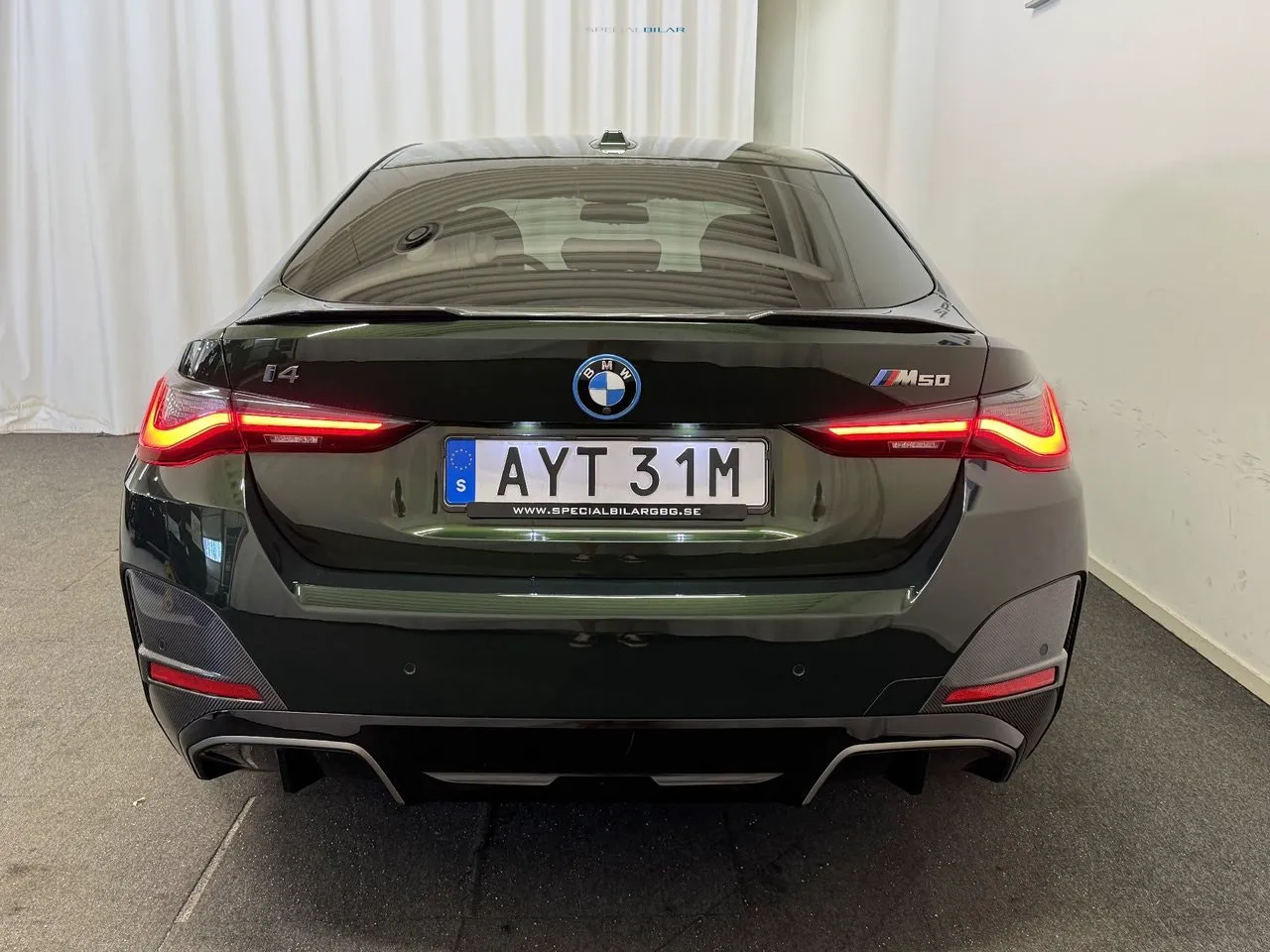 Vehicle image 27
