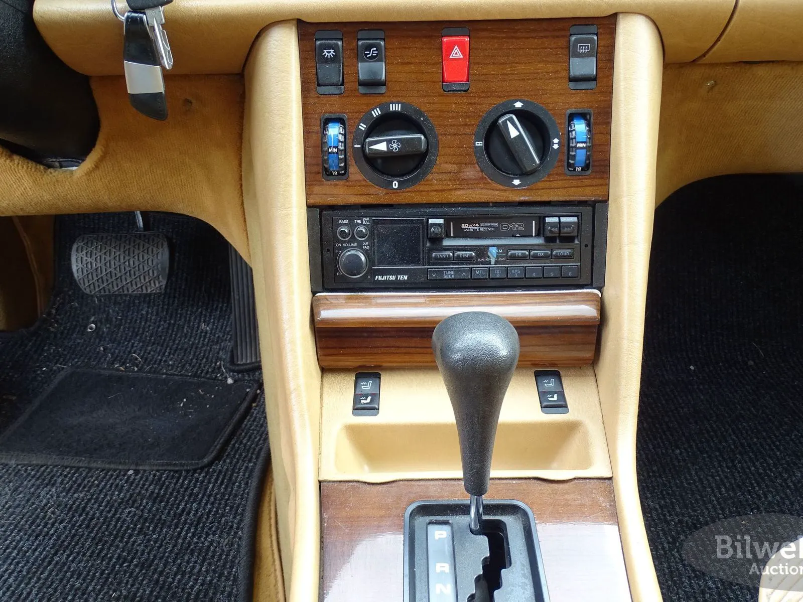 Vehicle image 39