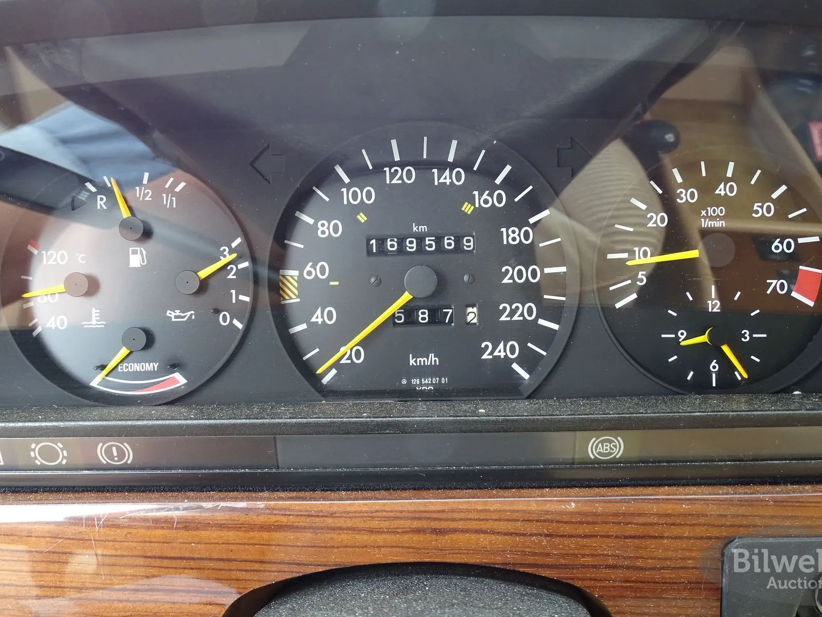 Vehicle image 38