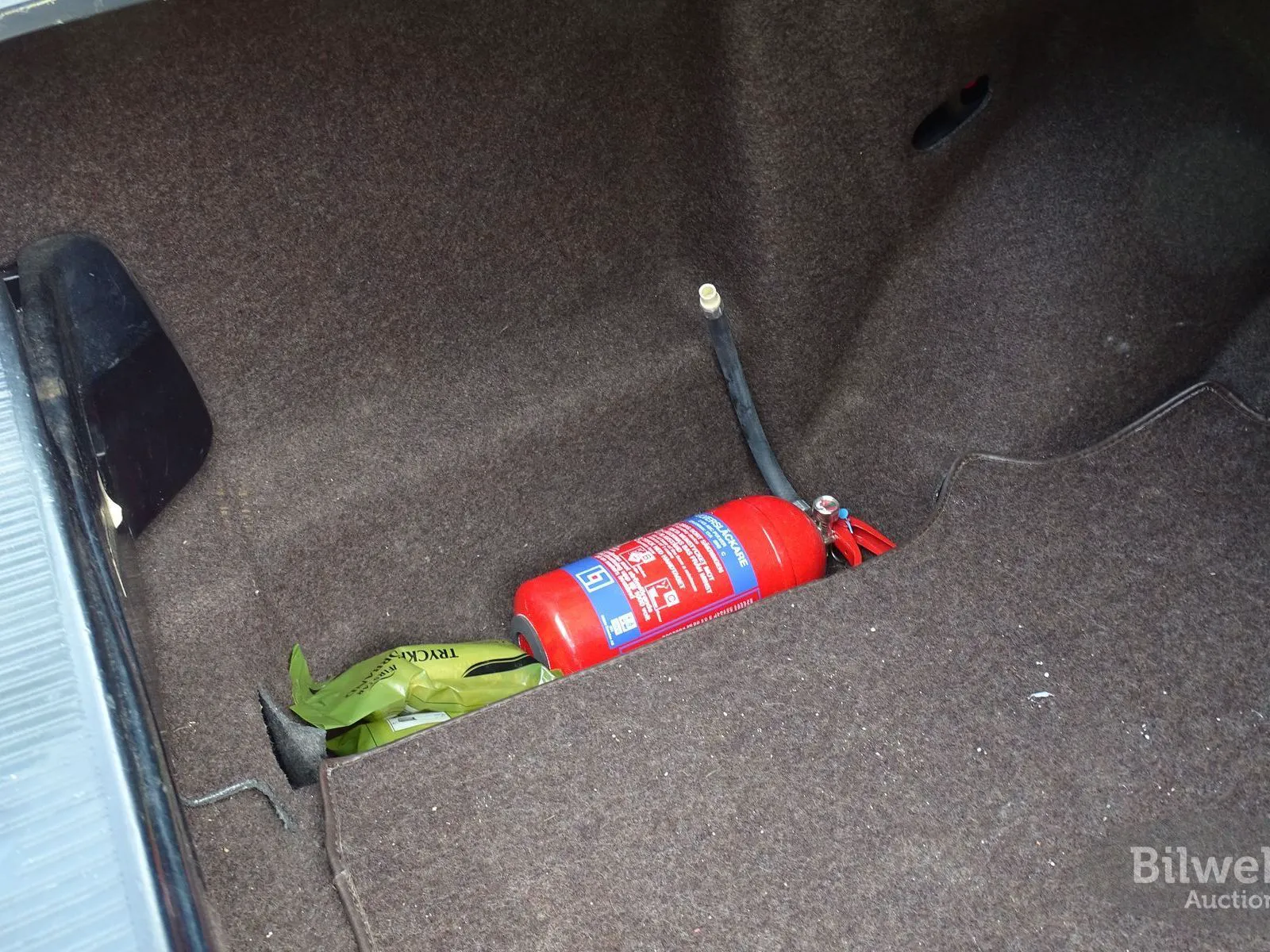 Vehicle image 27