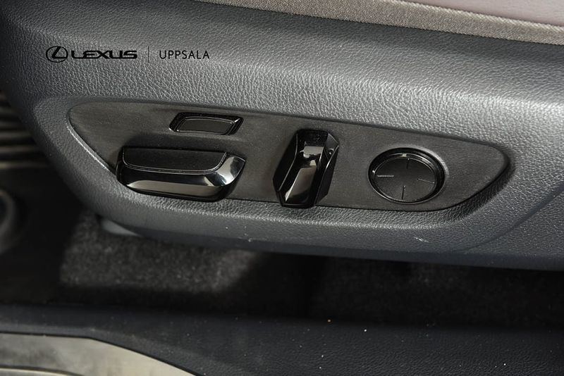 Lexus RX bild 12