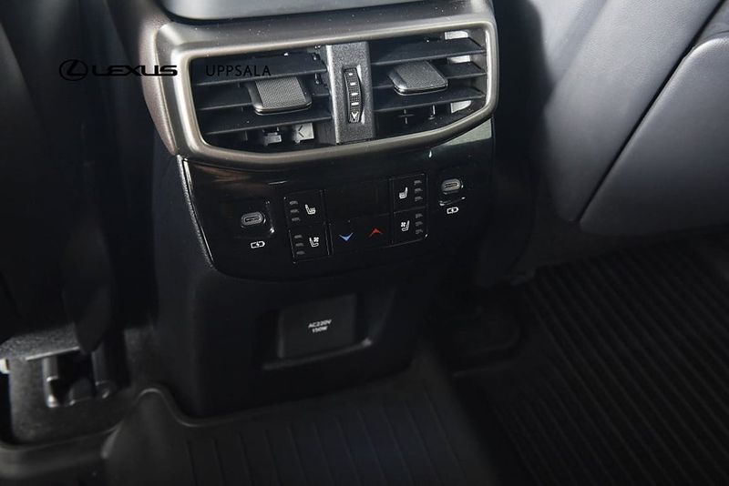 Lexus RX bild 9