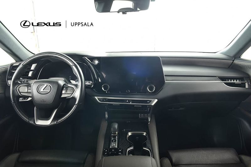 Lexus RX bild 8