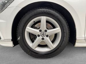 Volkswagen Passat bild 8