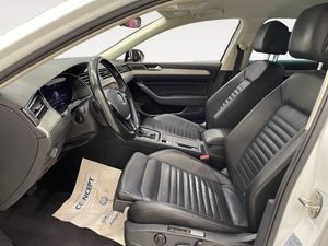 Volkswagen Passat bild 9
