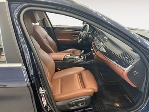 BMW 520 bild 15