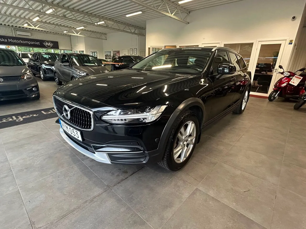 Vehicle image 2
