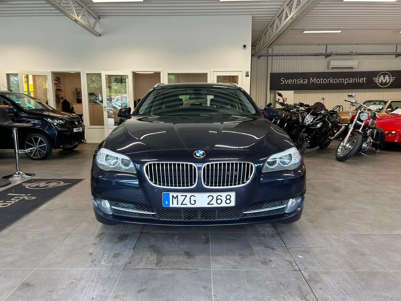 Vehicle image 1