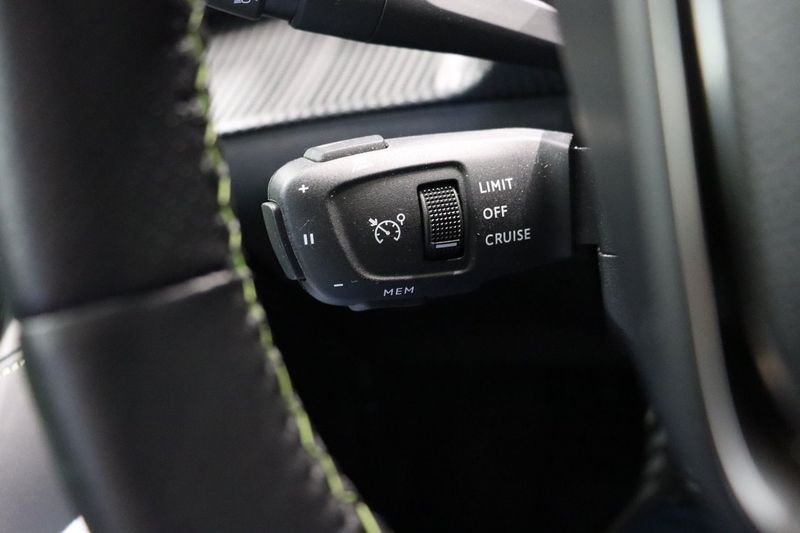 Peugeot e-208 bild 25