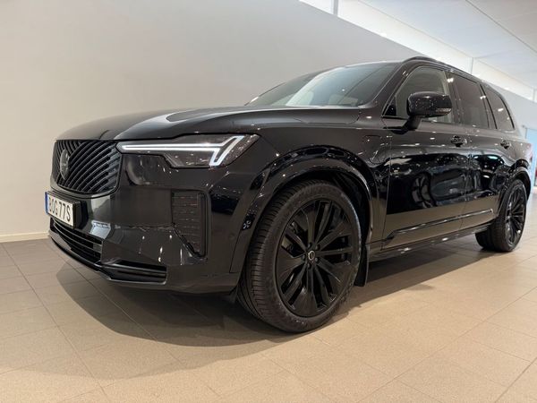 Volvo XC90 T8 Ultra Black Edition / Dragkrok / Elektriskt säte / Panoramatak / 10 000kr tillbehör / - 2026