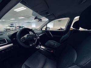 Subaru Forester bild 9