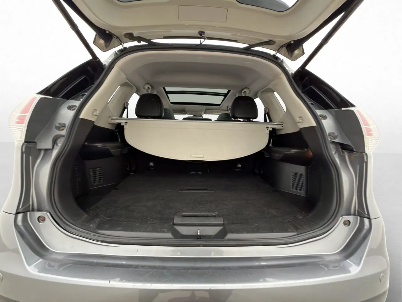 Vehicle image 25