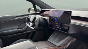 Tesla Model X bild 12