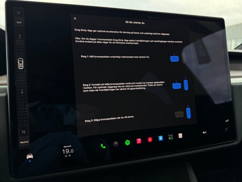 Tesla Model X bild 17