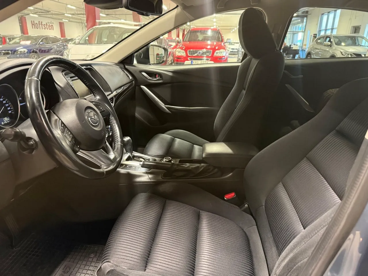 Vehicle image 8