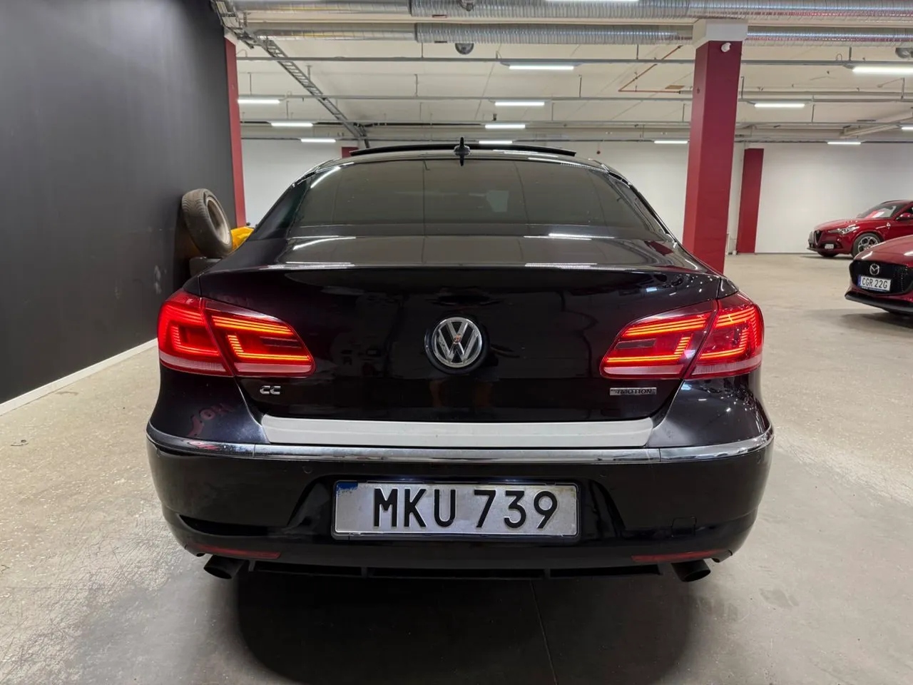 Vehicle image 3