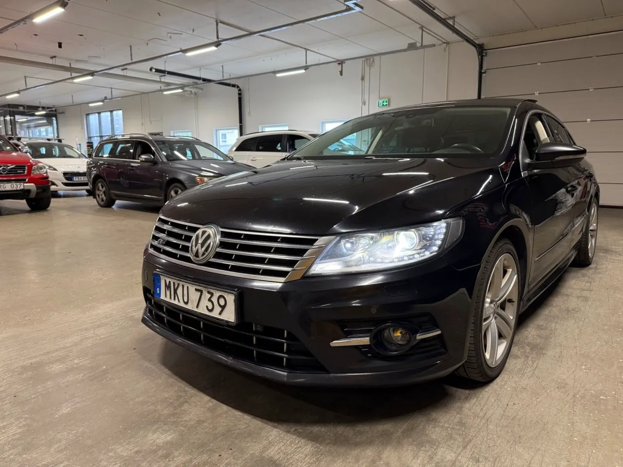 Vehicle image 5