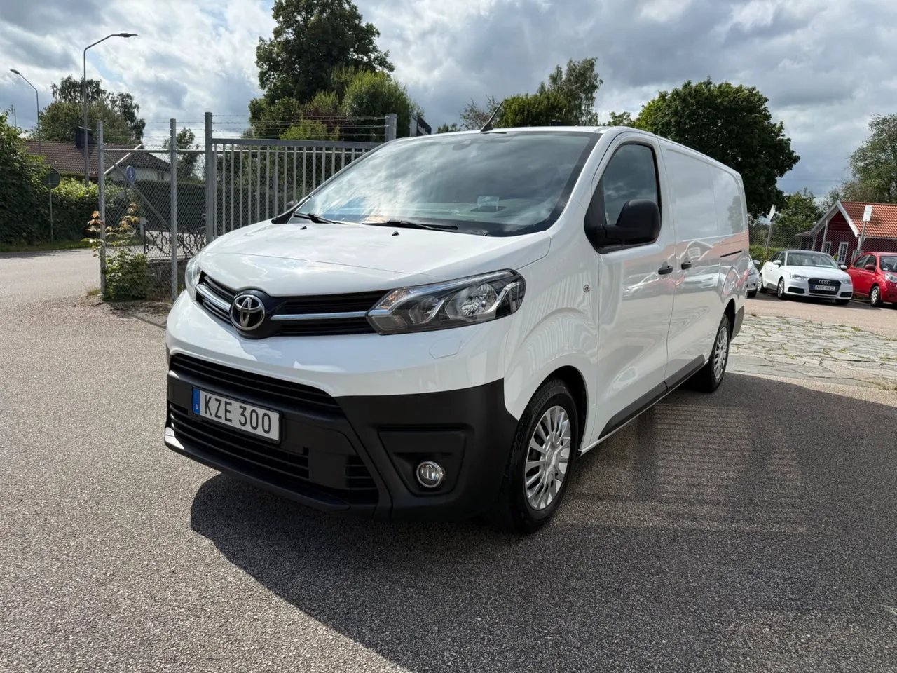 Vehicle image 1