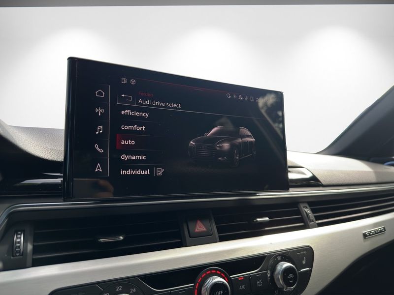 Audi A4 bild 15