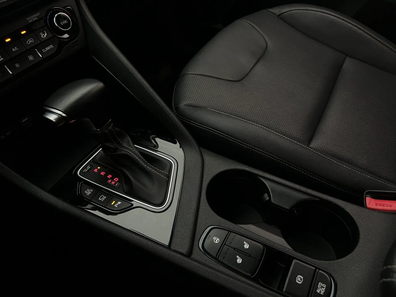 Vehicle image 25