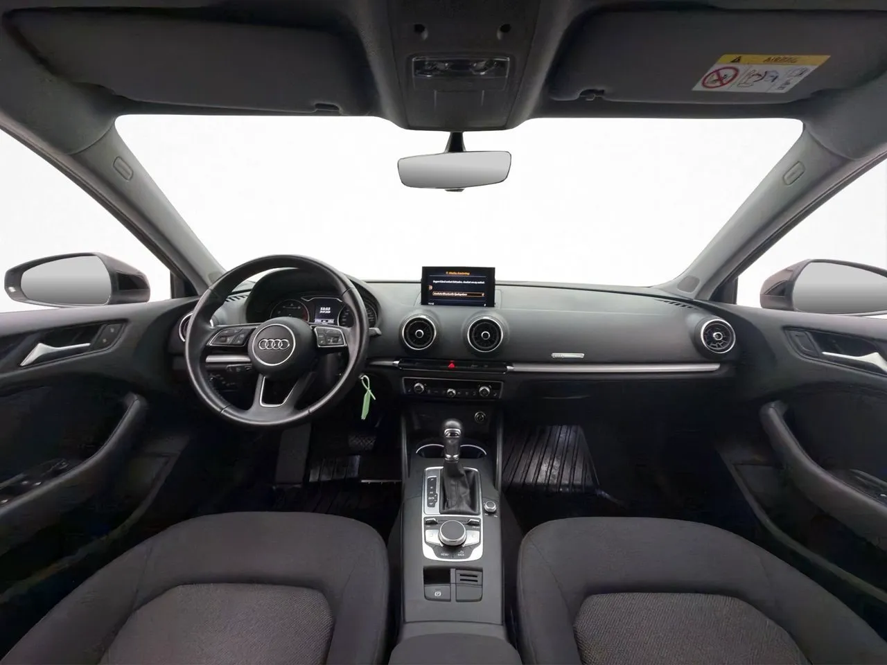 Vehicle image 18