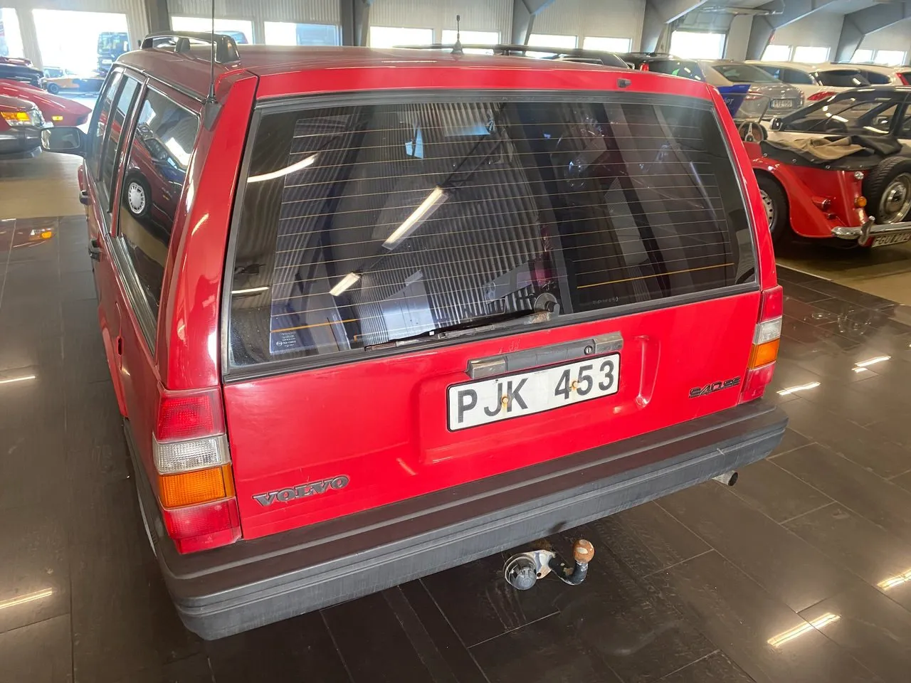 Vehicle image 8