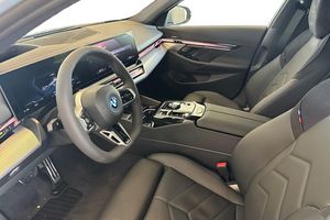 BMW i5 bild 12