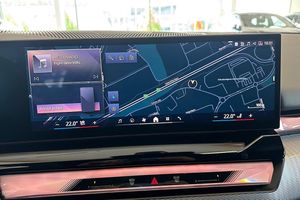 BMW i5 bild 18
