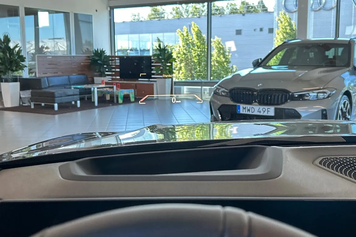Vehicle image 20