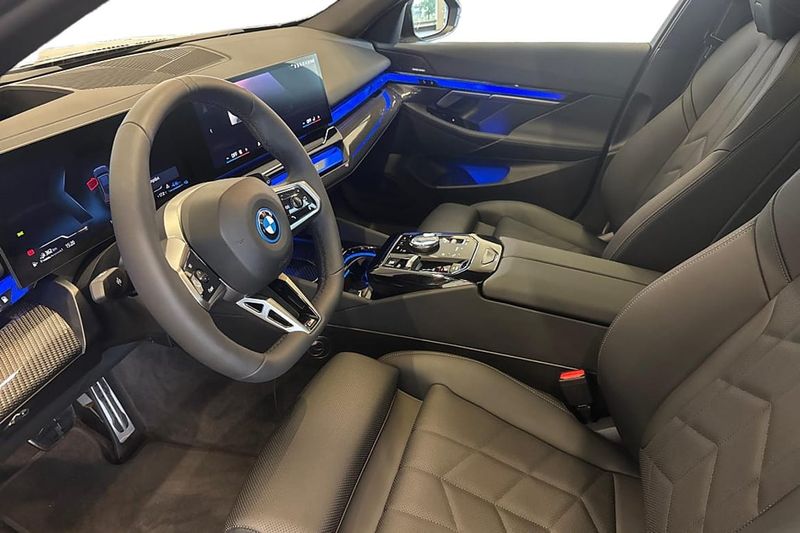 BMW 530 bild 21