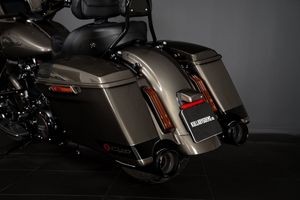 Harley-Davidson CVO Street Glide bild 12