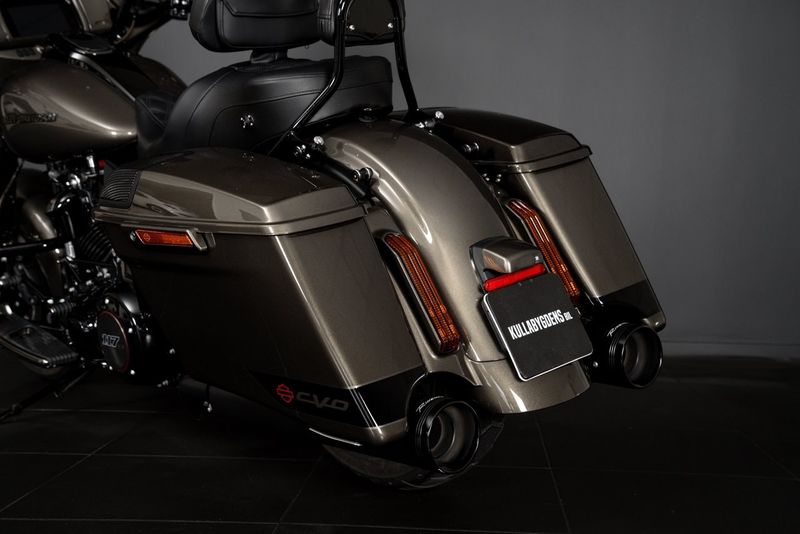 Harley-Davidson CVO Street Glide bild 12
