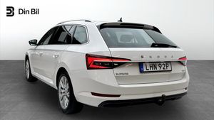 Skoda Superb bild 2