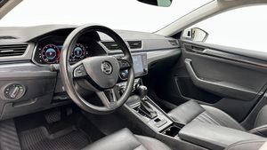 Skoda Superb bild 8